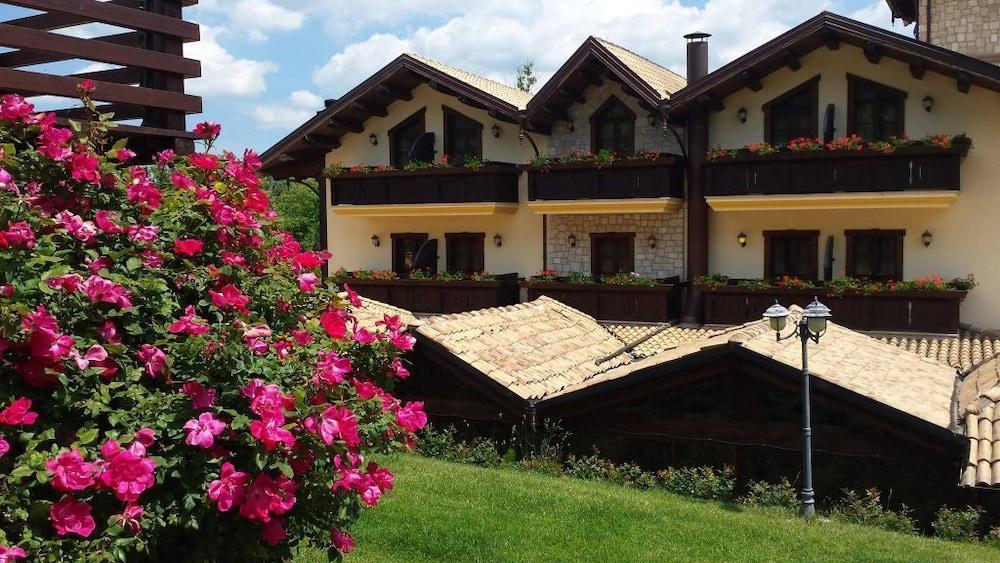 Hotel Villa Danilo Gamberale Exterior photo